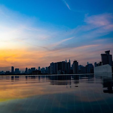 Infinite Pool! Room In Kuala Lumpur Exterior foto