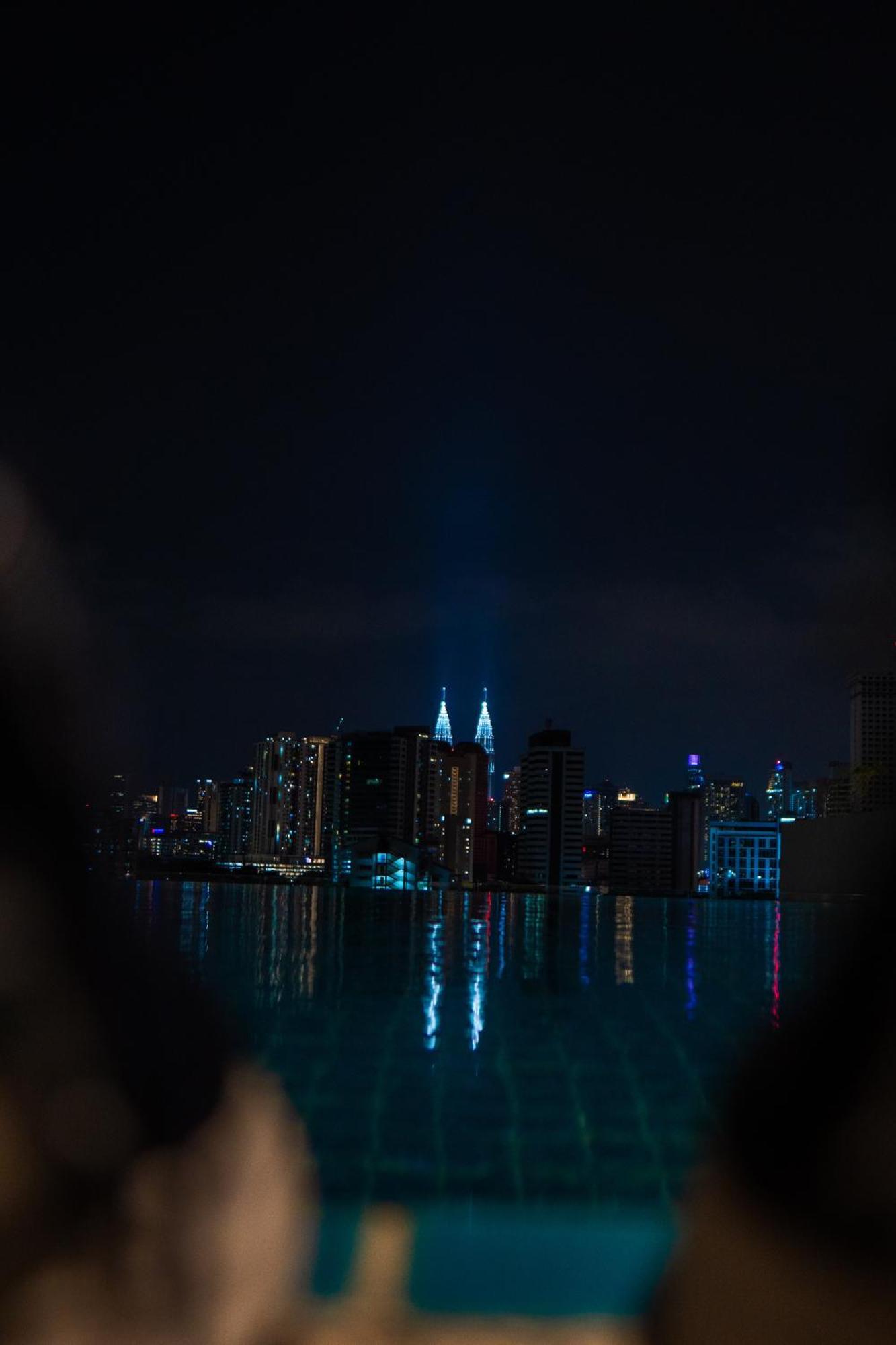Infinite Pool! Room In Kuala Lumpur Exterior foto